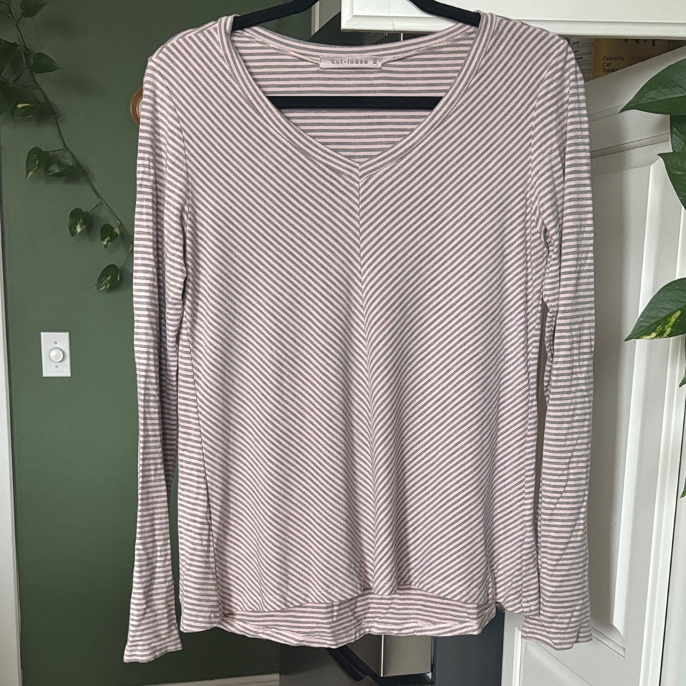cut loose Light Pink and White Striped V‑Neck Long Sleeve Top